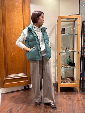 「FIL DE FER（フィルデフェール）のカラーミックスシャンブレー　ボリュームパンツ（その他パンツ）」を使った、sawada.さん（レディース・169cm）の冬コーディネート