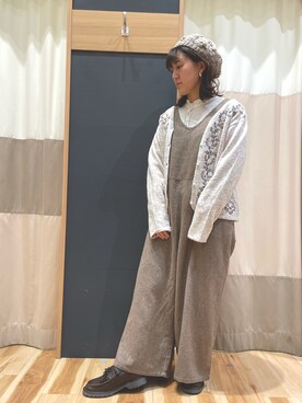 「サマンサモスモス」｜「アイテム（オールインワン・サロペット）」を使った、Uichanさん（レディース・150cm）の秋コーディネート