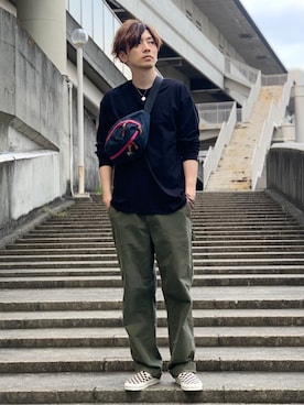 「カーキ」｜「アイテム（スリッポン）」を使った、opepeさん（メンズ・175cm）の春コーディネート