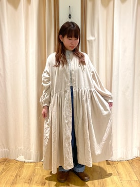 「サマンサモスモス」｜「アイテム（シャツワンピース）」を使った、松さん（レディース・153cm）の春コーディネート