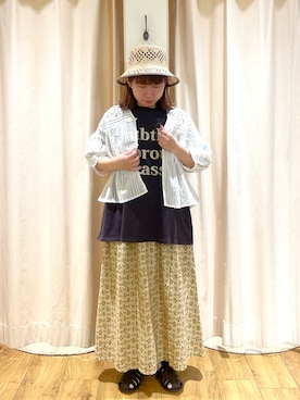 「Samansa Mos2（サマンサ モスモス）のレトロ壁紙風柄スカート（スカート）」を使った、松さん（レディース・153cm）の春コーディネート