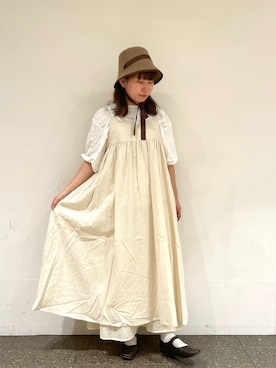 「白」｜「アイテム（その他）」を使った、松さん（レディース・153cm）の秋コーディネート