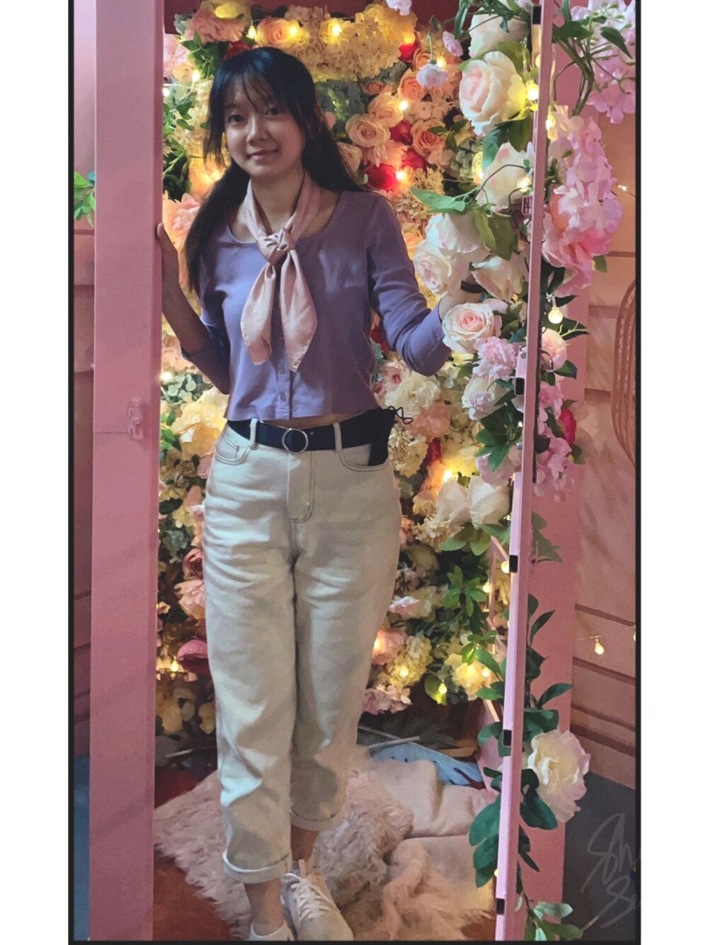 「pink scarf」｜「TRTのアイテム（マフラー、ピンク系）」を使った、Shelly.rec.🇲🇾さん（レディース・156cm）の秋コーディネートの1枚目の写真