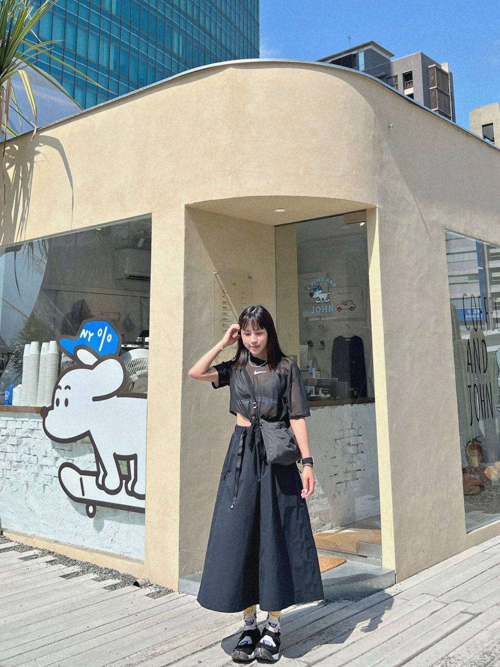 「NIKE ACGのアイテム（スカート、ブラック系）」を使った、s0a5n1d4yさん（レディース・153cm）の夏コーディネートの1枚目の写真