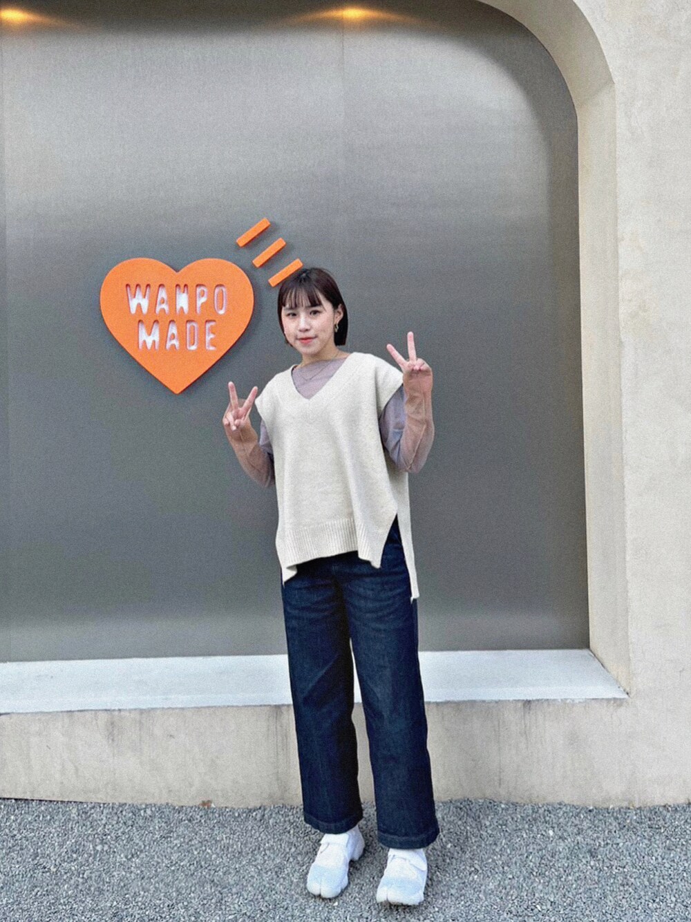 「MUJI Laboのアイテム（デニムパンツ、ブルー系）」を使った、s0a5n1d4yさん（レディース・153cm）の春コーディネートの1枚目の写真