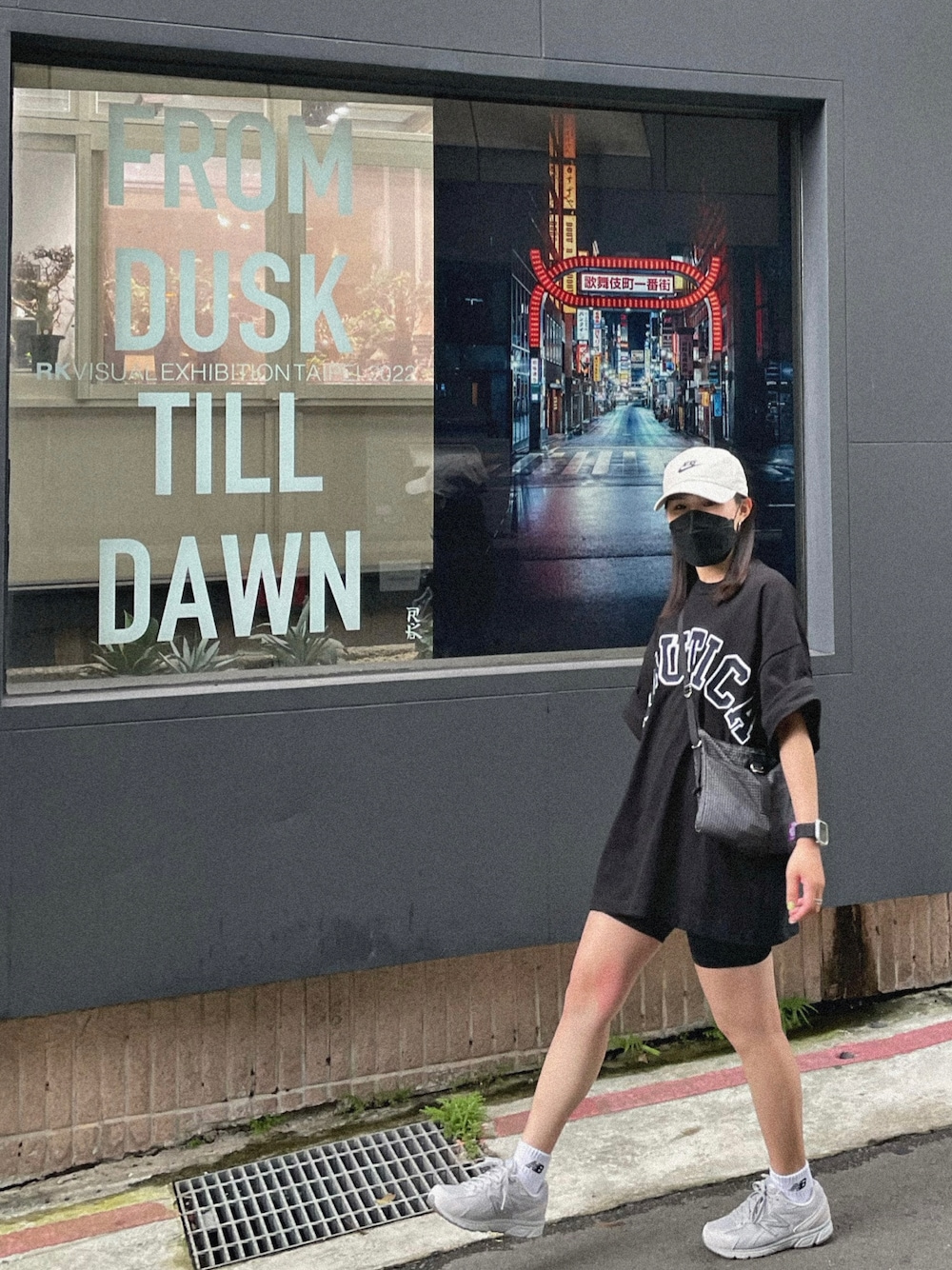 「NAUTICAのアイテム（Tシャツ/カットソー、ブラック系）」を使った、s0a5n1d4yさん（レディース・153cm）の夏コーディネートの1枚目の写真
