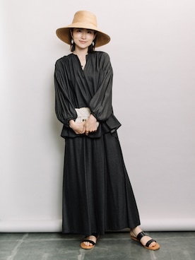 「ELVENCE DEUX（エルベンスドゥ）のアイテム（パンツ）」を使った、ELVENCE DEUXさん（レディース・162cm）の春コーディネート