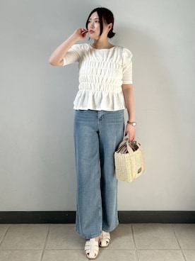 「アイテム（ショルダーバッグ、ゴールド系）」を使った、Sayaさん（レディース・163cm）の春コーディネート