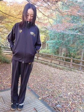 「アイテム（ジャージ）」を使った、komeshigeさん（レディース・152cm）の秋コーディネート