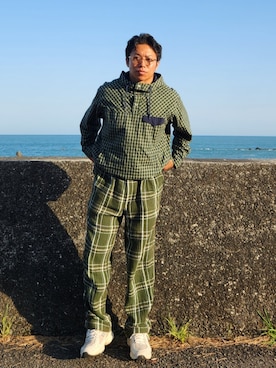 「BEAMS（ビームス）のアイテム（パンツ）」を使った、tulipさん（メンズ・165cm）の春コーディネート