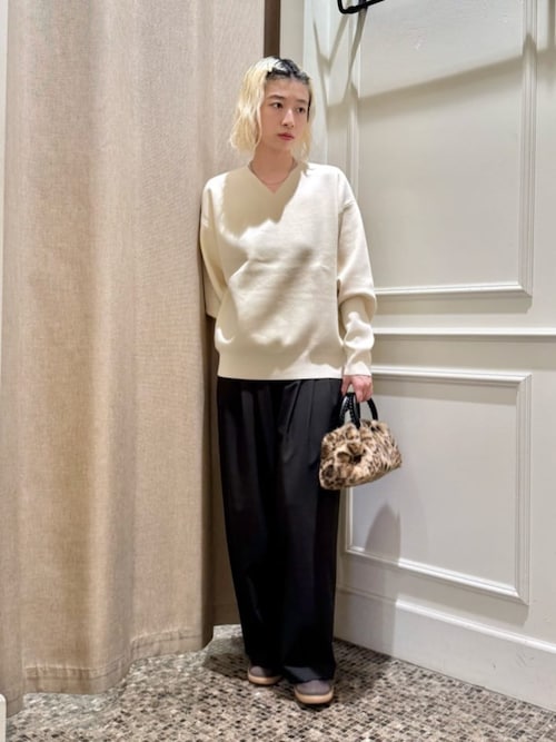 毛ポリエステルブレンド ワイドタックパンツ（その他パンツ