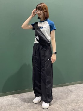 「ナイキスニーカー」｜廣瀬 由真さん（レディース・158cm）の秋コーディネート