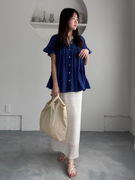 「アイテム（サンダル、ゴールド系）」を使った、Reiさん（レディース・158cm）の秋コーディネート