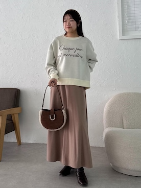 「アイテム（カチューシャ）」を使った、Reiさん（レディース・158cm）の秋コーディネート