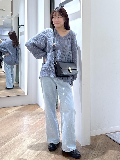 週末値下げ！ショピングバックおまけ付　20471120 ニット　カットソー セール】ゆるケーブル編みVネックニット（ニット/セーター）｜ROPE