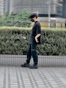 Tシャツ カットソーを使った モード系男子 のメンズ人気ファッションコーディネート Wear