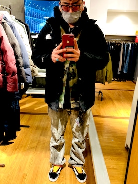 「クリスマス」｜「アイテム（マウンテンパーカー）」を使った、yutaka19840817さん（メンズ・176cm）の冬コーディネート