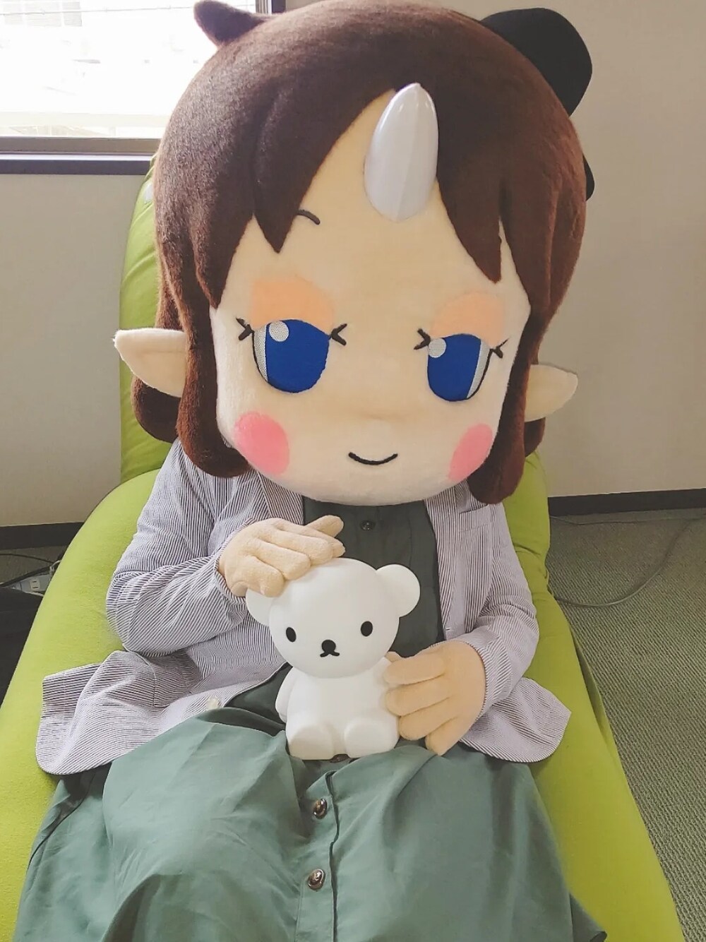 「ワンピース、ゆるコーデ、春夏コーデ、グリーン、ガーリー、ロングワンピース、ゆるゆる」｜「OLIVE des OLIVEのアイテム（ワンピース、グリーン系）」を使った、しらんちゃんさん（レディース・155cm）の春コーディネートの1枚目の写真