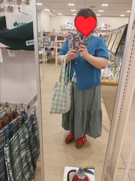 「しまむら（シマムラ）のアイテム（カーディガン/ボレロ）」を使った、りるマダムさん（レディース・152cm）の秋コーディネート