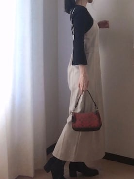 「snidel」｜「アイテム（ジャンパースカート）」を使った、akiyoさん（レディース・158cm）の冬コーディネート