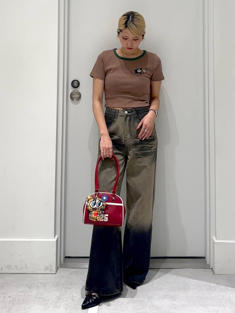 「着痩せ・細見え、女子ウケ、カジュアル、カジュアルコーデ、夏コーデ、シンプルコーデ」｜「FOREVER 21の【2025SS】レースアップミュール（その他シューズ、ブラック系）」を使った、hm2931さん（レディース・159cm）の春コーディネートの1枚目の写真