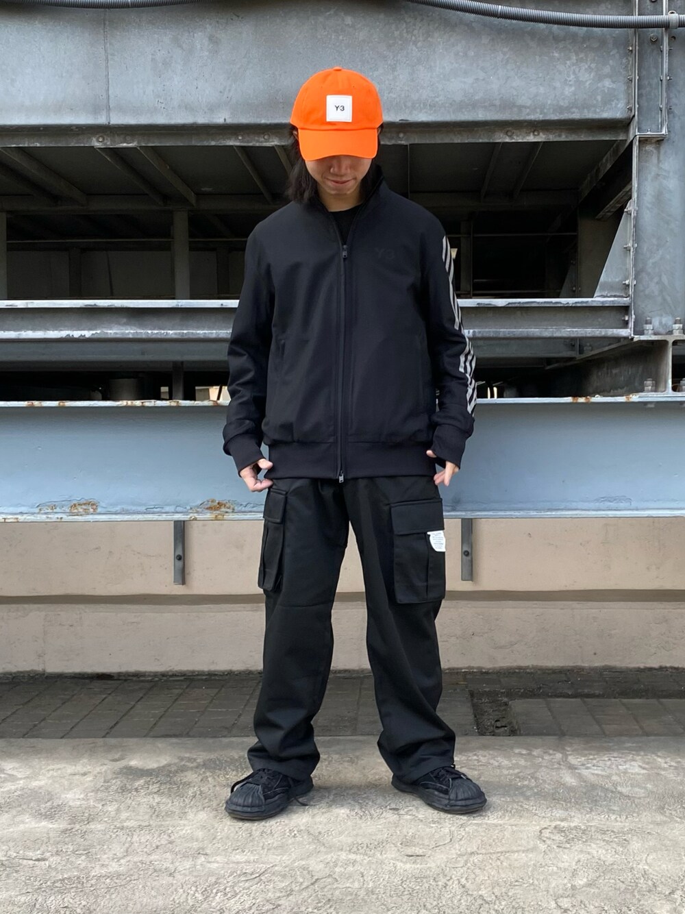 「Y-3、今日のコーデ、メンズファッション、秋冬コーデ、大人カジュアル、低身長コーデ、ウールジャケット、スポーツミックス、カーゴパンツ、LHP、Danke schon」｜「Y-3のアイテム（ジャケット/アウター、ブラック系）」を使った、takuya satoさん（メンズ・163cm）の冬コーディネートの1枚目の写真