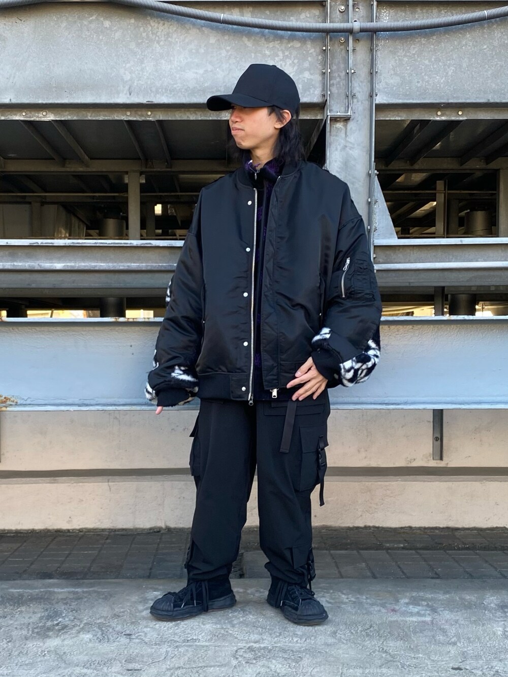 「MA-1、LHP、オーバーサイズ、Danke schon、大人コーデ、冬、NEEDLES、秋冬コーデ、お洒落さんとつながりたい、服好きな人と繋がりたい」｜「DANKE SCHONのDankeSchon/ダンケシェーン/CHAIN KNITT MA-1（MA-1、ブラック系）」を使った、takuya satoさん（メンズ・163cm）の冬コーディネートの1枚目の写真