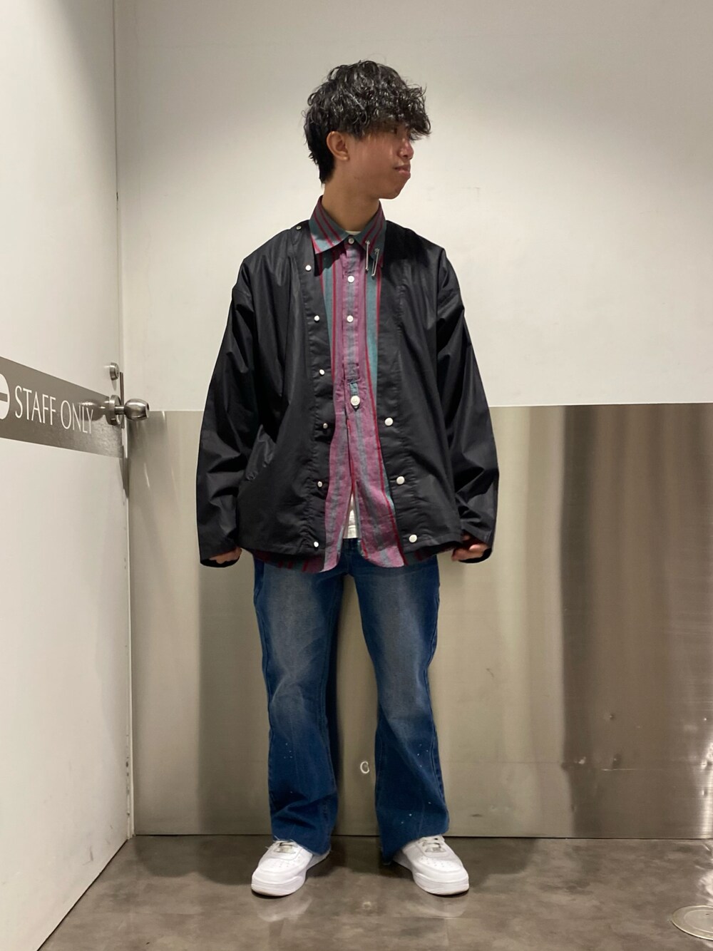 「カーディガン、ブラック、ストリート、LHP、休日スタイル、大人コーデ、シンプルコーデ、カジュアルコーデ、低身長コーデ、お洒落さんとつながりたい」｜「DANKE SCHONのDankeSchon/ダンケシェーン/60s PAPERCOTING CARDIGAN（カーディガン/ボレロ、ブラック系）」を使った、takuya satoさん（メンズ・163cm）の冬コーディネートの1枚目の写真