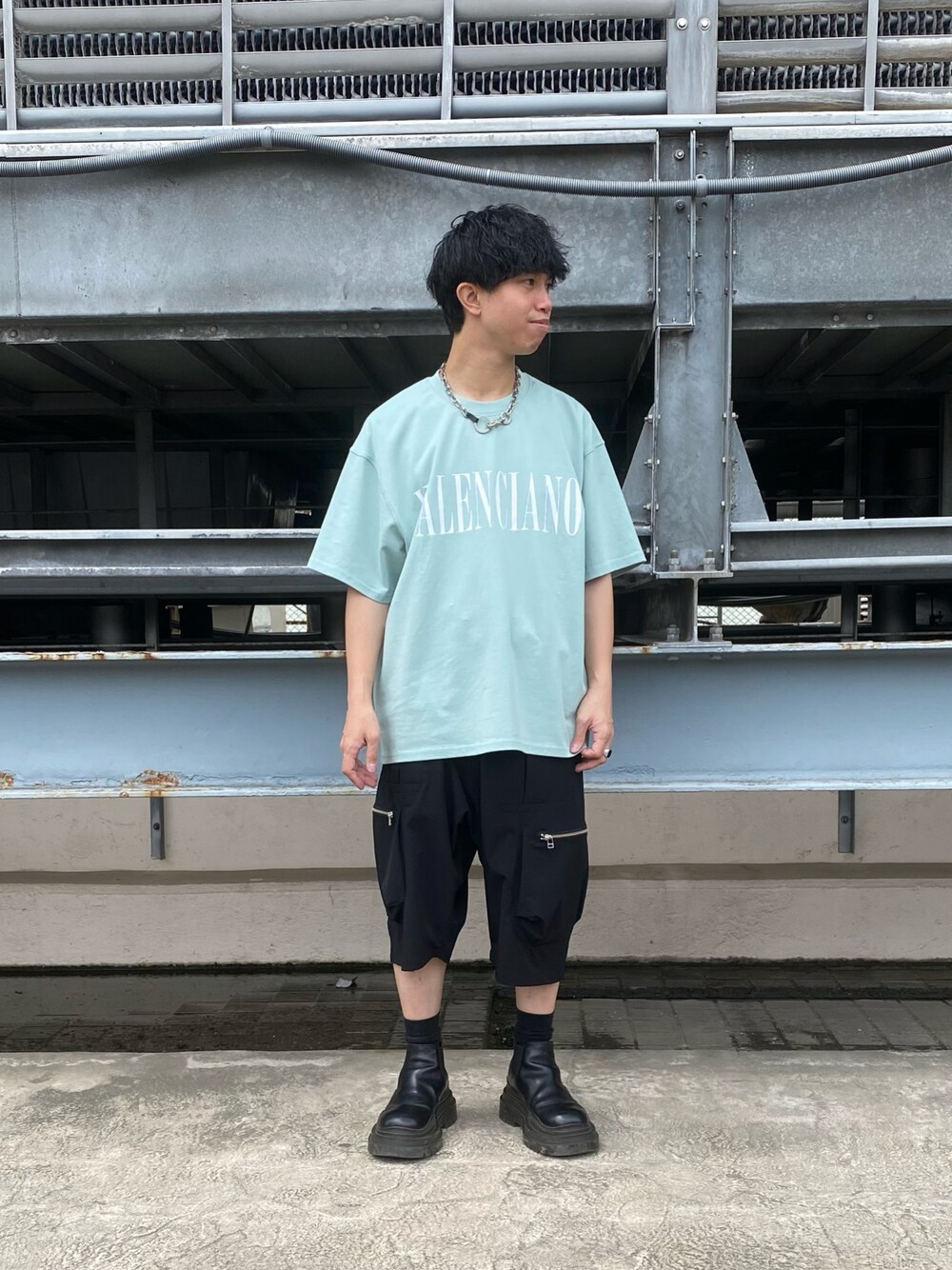 「シンプル、LHP、Danke schon、休日スタイル、ショーツ、ビックシルエット、夏コーデ、低身長、オトナカジュアル、夏だ！Tシャツ着よう！」｜「valencianoのアイテム（Tシャツ/カットソー、グリーン系）」を使った、takuya satoさん（メンズ・163cm）の夏コーディネートの1枚目の写真