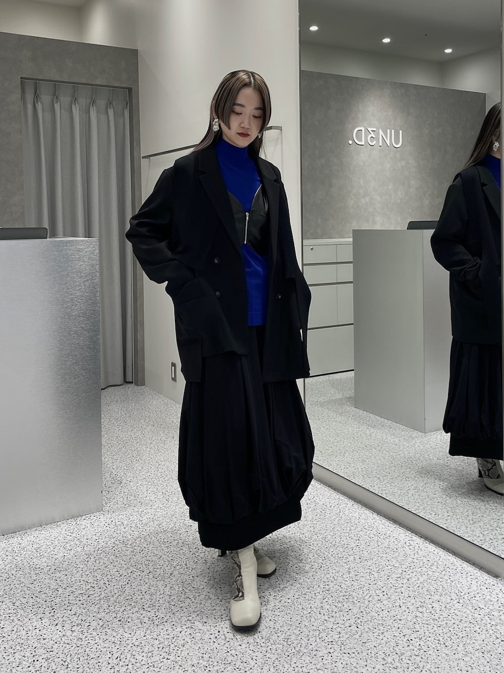 【美品】UN3D アンスリード タックギャザー ビスチェ レザー キャミソール UN3D.（アンスリード）の「タックギャザービスチェ