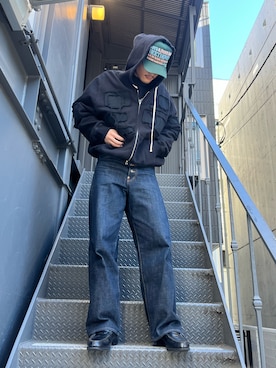 「DANKE SCHON（ダンケシェーン）のアイテム（パーカー）」を使った、MASATOさん（メンズ・178cm）の冬コーディネート