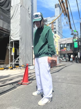 「メッシュキャップ」｜「アイテム（スウェット）」を使った、MASATOさん（メンズ・178cm）の春コーディネート