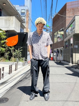 「いまどきジャケット写真」｜「アイテム（カーゴパンツ）」を使った、MASATOさん（メンズ・178cm）の春コーディネート