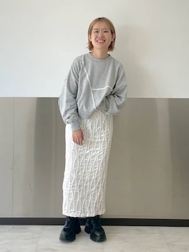 「アイテム（スウェット）」を使った、かとゆかさん（レディース・157cm・20代）の秋コーディネート