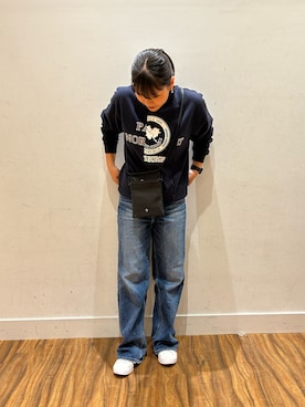 「NANO universe（ナノユニバース）のアイテム（スウェット）」を使った、松井夏希さん（レディース・158cm）の秋コーディネート