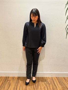 「NANO universe（ナノユニバース）のアイテム（セットアップ）」を使った、松井夏希さん（レディース・158cm）の秋コーディネート