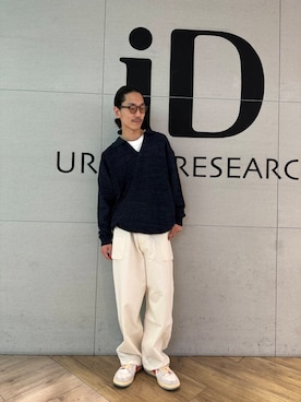 「KANEKO OPTICAL（カネコオプティカル）の『別注』KANEKO OPTICAL×URBAN RESEARCH　URA-06（メガネ）」を使った、江口尊将さん（メンズ・174cm）の秋コーディネート