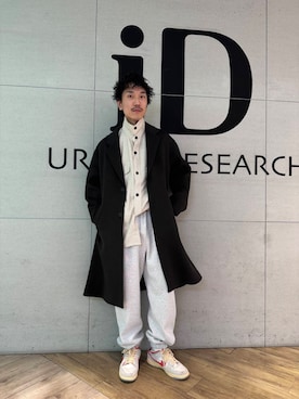 「アイテム（チェスターコート、グリーン系）」を使った、江口尊将さん（メンズ・174cm）の冬コーディネート