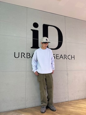 「URBAN RESEARCH（アーバンリサーチ）のアイテム（ニット/セーター）」を使った、江口尊将さん（メンズ・174cm）の冬コーディネート