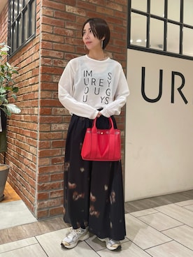 「ASICS（アシックス）のASICS　GEL-KAYANO 14（スニーカー）」を使った、ひとみさん（レディース・164cm）の秋コーディネート