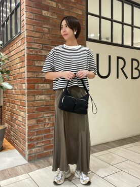 「ASICS（アシックス）のASICS　GEL-KAYANO 14（スニーカー）」を使った、ひとみさん（レディース・164cm）の夏コーディネート