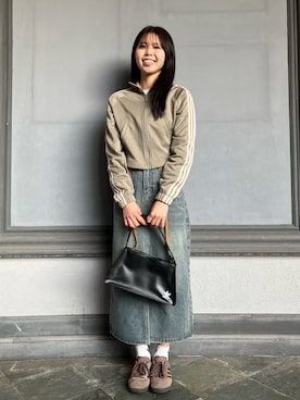 「アイテム（ナイロンジャケット、ブラウン系）」を使った、TAさん（レディース・162cm）の秋コーディネート