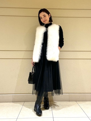 ena　ANAYI アナイ　ダウンベスト　ネイビー ベストを使った「アナイ(ANAYI)」の人気ファッションコーディネート - WEAR