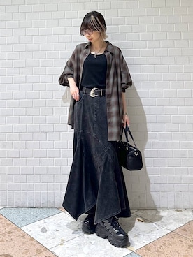 「PAGEBOY（ページボーイ）の【2WAY仕様】スタッズミニボストンバッグ（ショルダーバッグ、ブラック系）」を使った、matsuさん（レディース・156cm）の夏コーディネート
