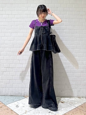 「PAGEBOY（ページボーイ）の＜まるでデニム見え！/紫外線カット/接触冷感/ストレッチ＞マルデニメガレッグパンツ（デニムパンツ、ブラック系）」を使った、matsuさん（レディース・156cm）の夏コーディネート