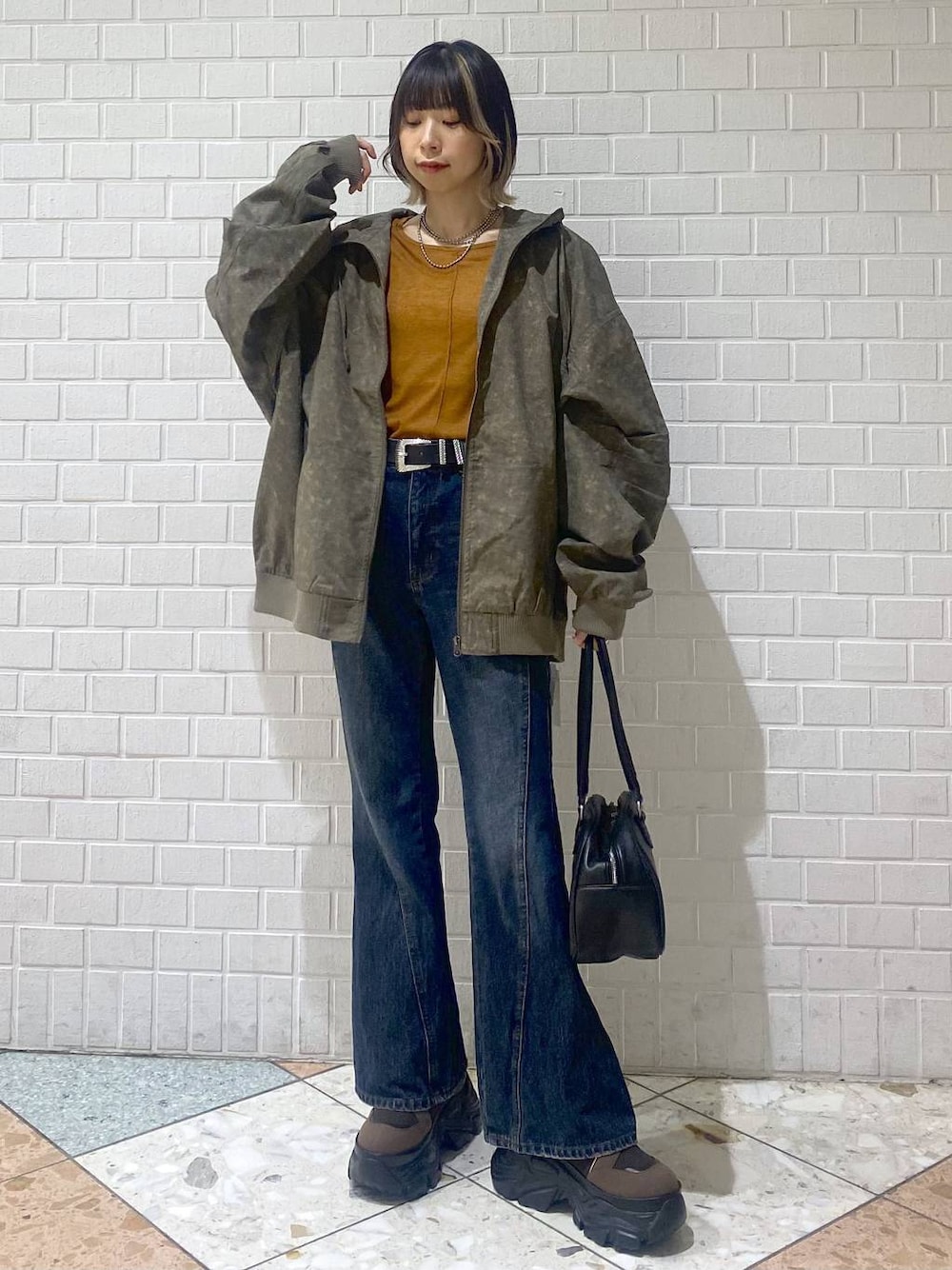 UNISEX》アソートフードブルゾンを使った人気ファッション