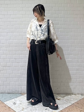 「PAGEBOY（ページボーイ）の＜まるでデニム見え！/紫外線カット/接触冷感/ストレッチ＞マルデニメガレッグパンツ（デニムパンツ、ブラック系）」を使った、matsuさん（レディース・156cm）の夏コーディネート