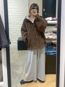 「PAGEBOY（ページボーイ）のサイドタックルーズウラケパンツ/イージーパンツ【4color・2size】（スウェットパンツ）」を使った、matsuさん（レディース・156cm・20代）の秋コーディネート
