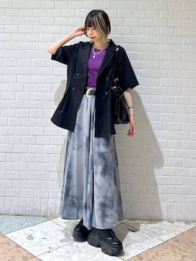 「PAGEBOY（ページボーイ）のスモークアートフレアスカート（スカート、グレー系）」を使った、matsuさん（レディース・156cm）の夏コーディネート