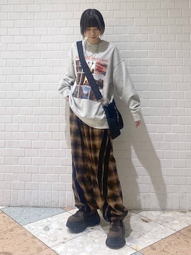 「PBLIM（ページボーイリム）のアイテム（スラックス）」を使った、matsuさん（レディース・156cm）の秋コーディネート